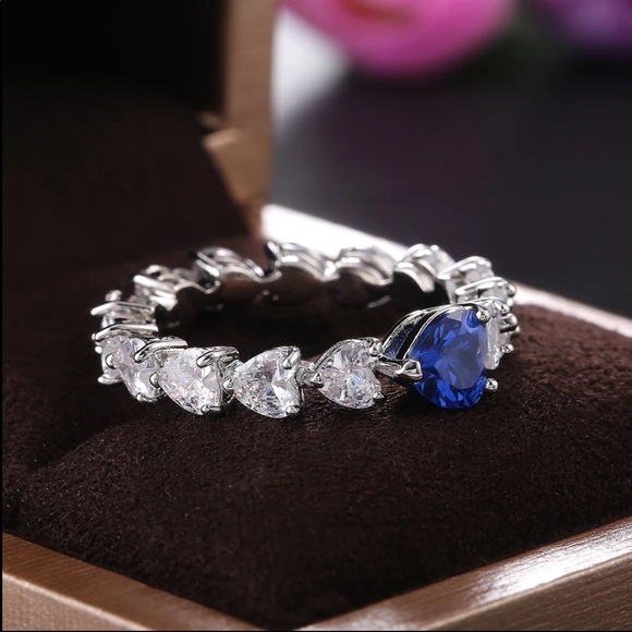 New Women’s925 Silver Sapphire Romantic Heart Ring - Picture 5 of 6